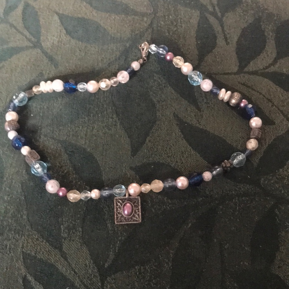 Treasure hunt -Choker blue